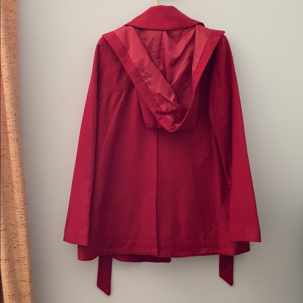 Jennifer Lopez Jacket - Picture 3 of 9